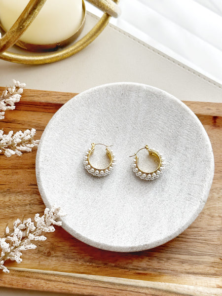 8394JE - Harlow Gold Filled Pearl Hoop Earrings