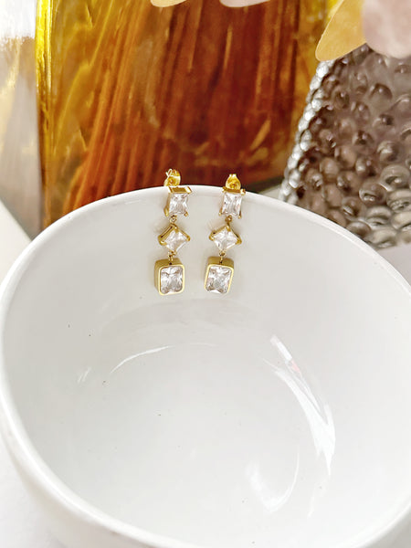 8395JE - Chelsea Gold Filled Earrings