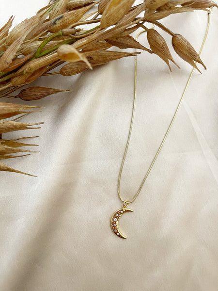 8825JN - Gemma Moon Charm Necklace