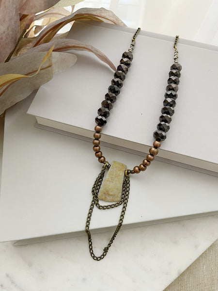 8724JN - Stone Necklace