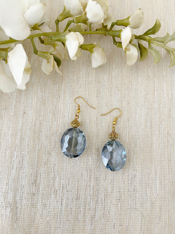 8686JE.a - Dew Drop Earrings, in Blue