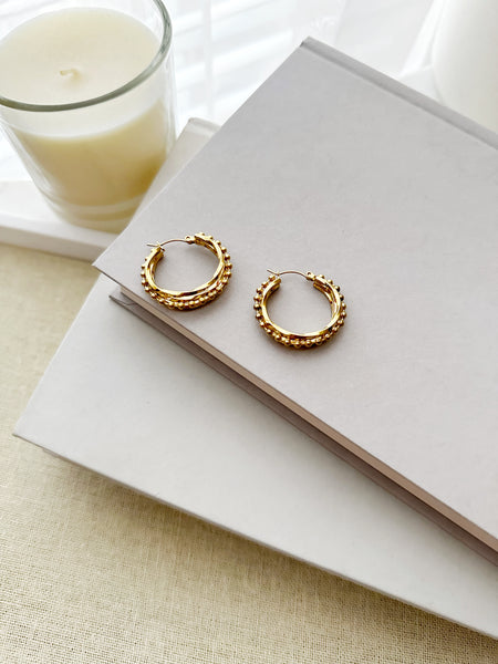 8357JE - Tony Gold Filled Hoop Earrings