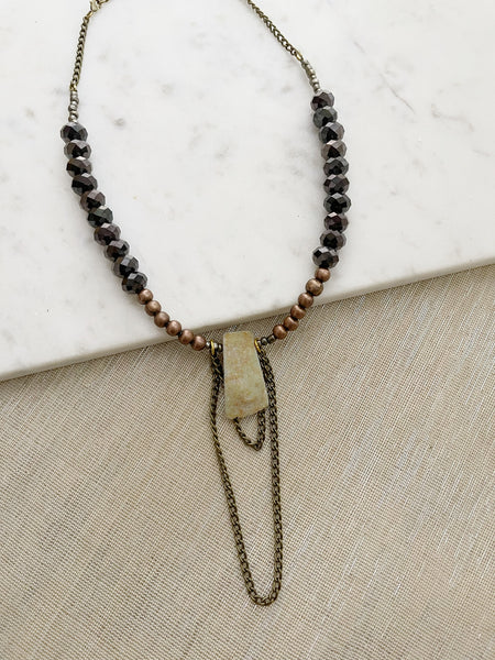 8724JN - Stone Necklace