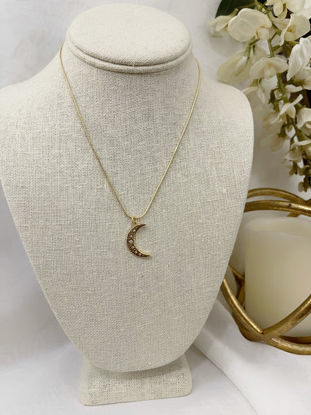 8825JN - Gemma Moon Charm Necklace